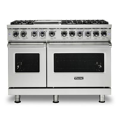 VIKING<sup>&reg;</sup> 48" Gas Range - This Viking<sup>&reg;</sup> Be a professional chef in your own home with this Viking<sup>&reg;</sup>  gas range. Professional 5 series sealed burner gas range offers classic style and exceptional function.  Pro Sealed Burner system offers precision control to all burners. Inside the oven, there is a combined power of a 30,000 BTU u-shaped burner and 1500°F GourmetGlo™ infrared broiler.